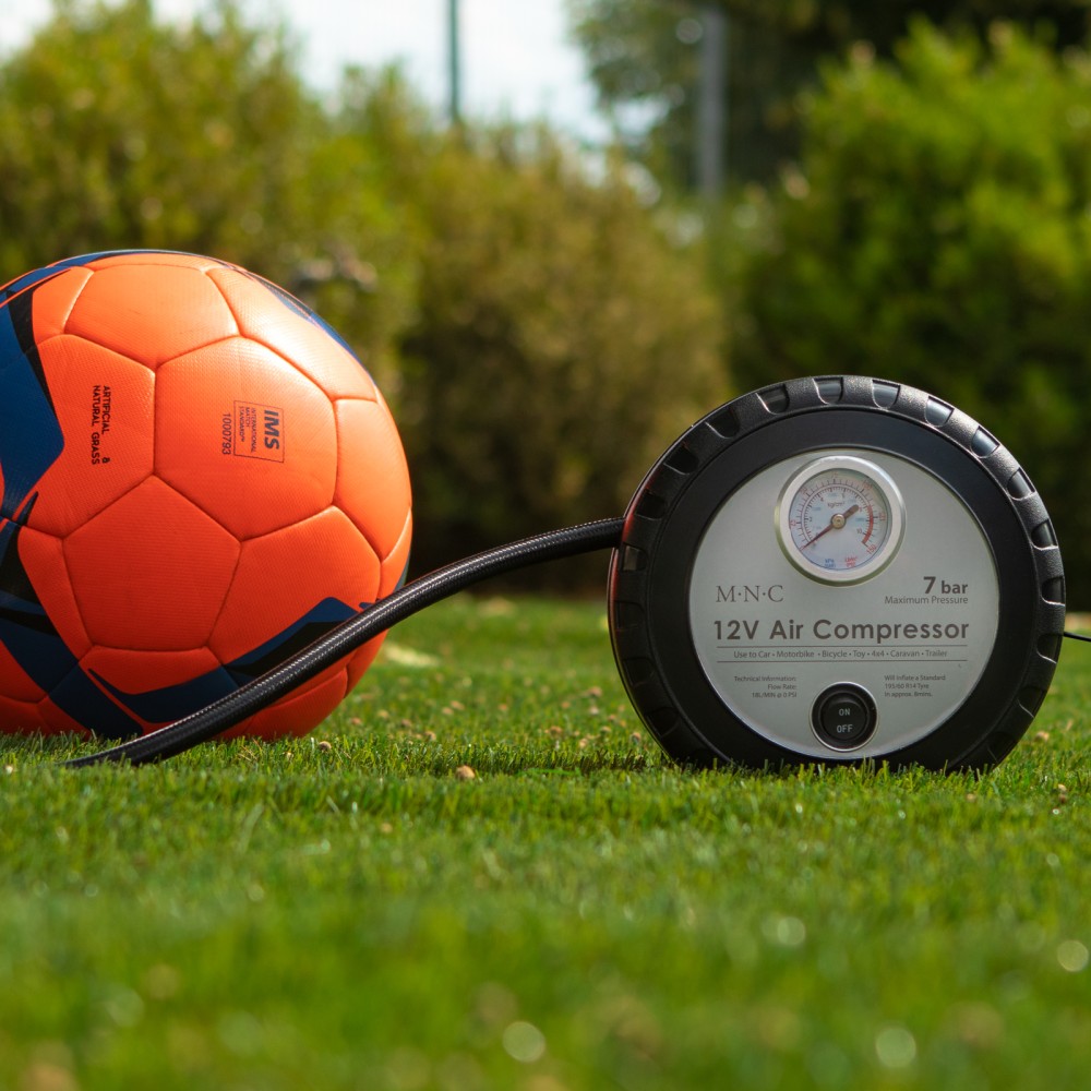 Kompresszor pótkerékjáratba 12V / 100PSI (7 bar) 55806