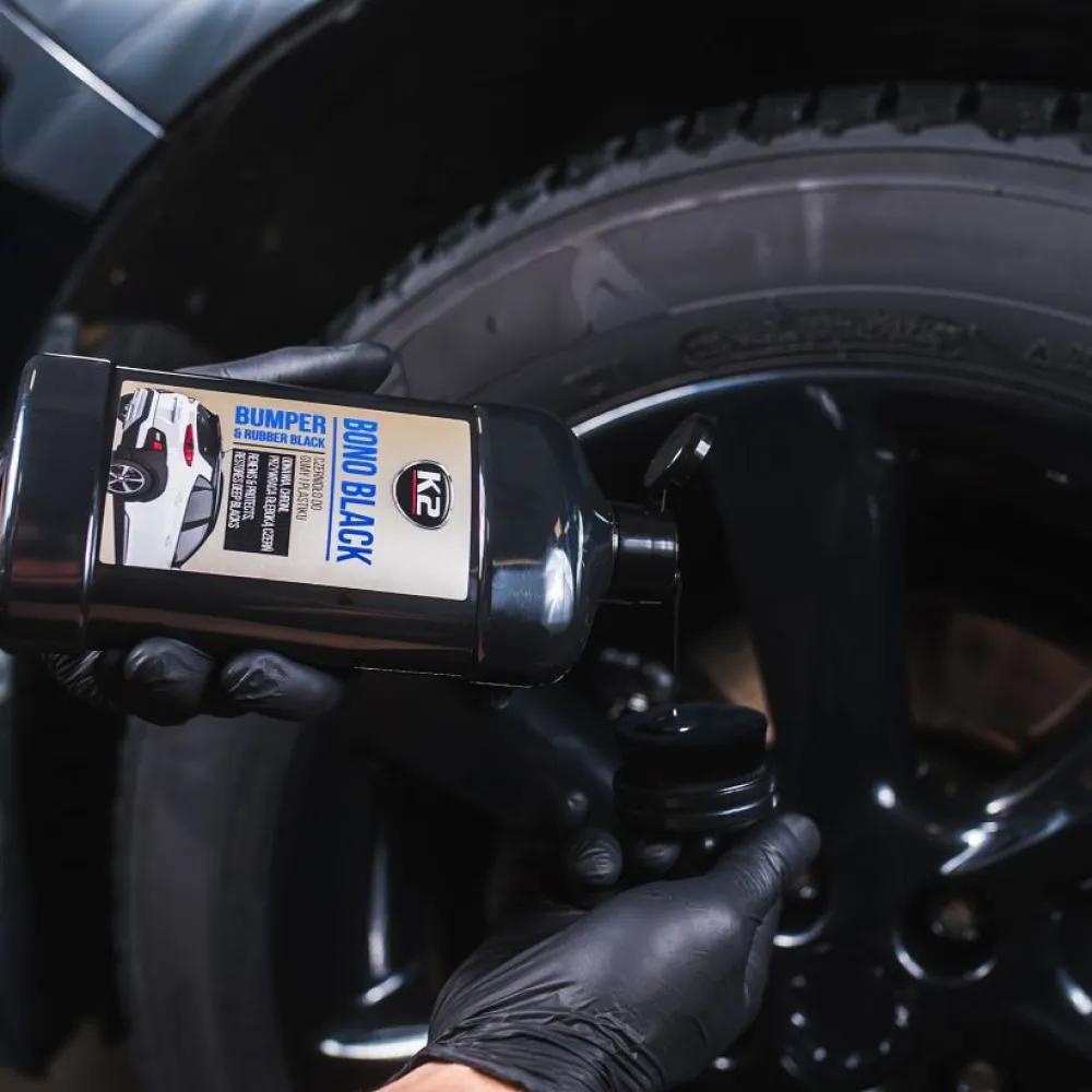 Műanyag- és gumiápoló és kondicionáló feketítő krém 500 ml, K2 Bono Black K035