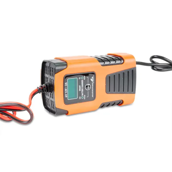 Autó és motorkerékpár akkumulátor töltő 6/12V/2A Smart AM2874