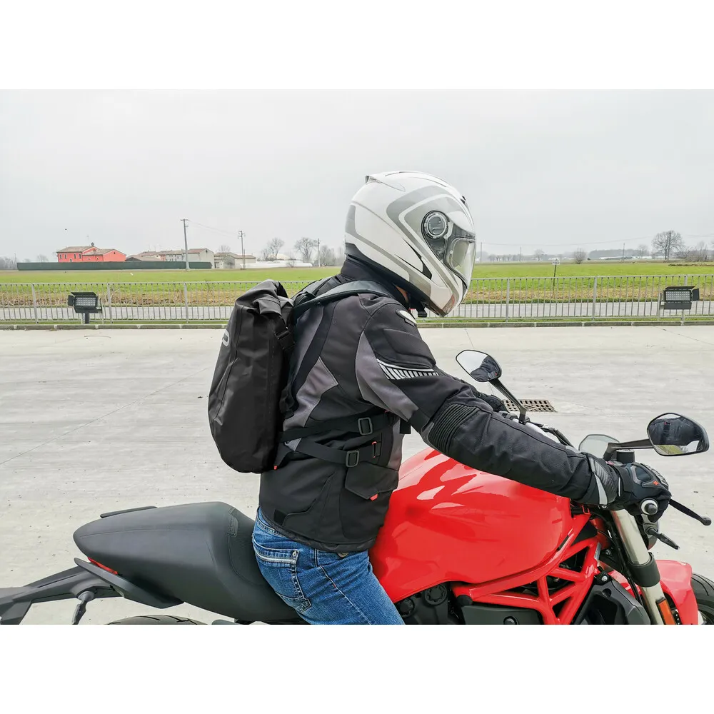 Motorkerékpáros vízálló hátizsák 15 literes, Lampa 91573