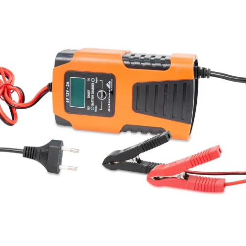 Autó és motorkerékpár akkumulátor töltő 6/12V/2A Smart AM2874