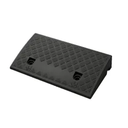 Műanyag rámpa, szegélyekhez 50 x 26 x 9cm, MaxSpeed