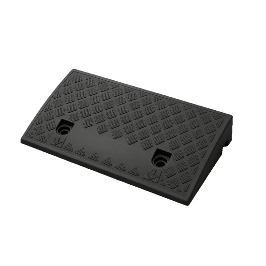 Műanyag rámpa, szegélyekhez 50 x 26 x 9cm, MaxSpeed