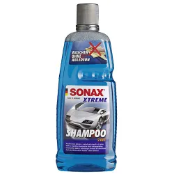 Autósampon, csíkmentes formulával 1 liter Sonax Xtreme 2in1