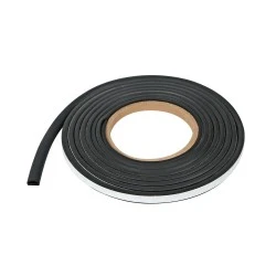 Motorháztető- és ajtószigetelés fekete, D profil 3,1 méter 18x13mm 70007