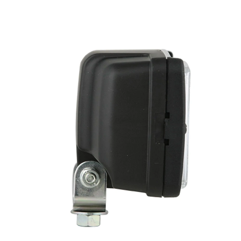 Ködlámpa, szögletes fehér terítőfény párban takarófedéllel  Wesem 080.31