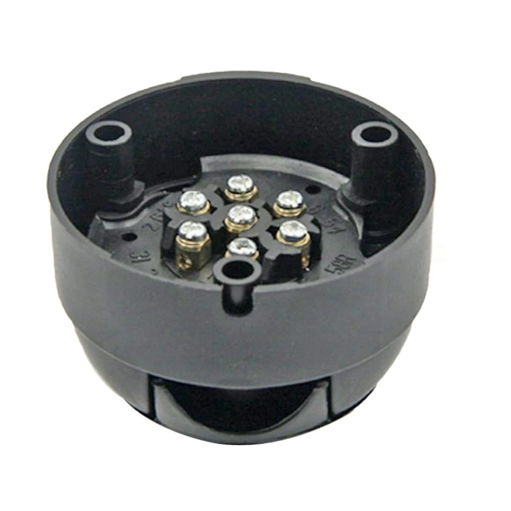 Utánfutó aljzat 7 pólusú 9/137