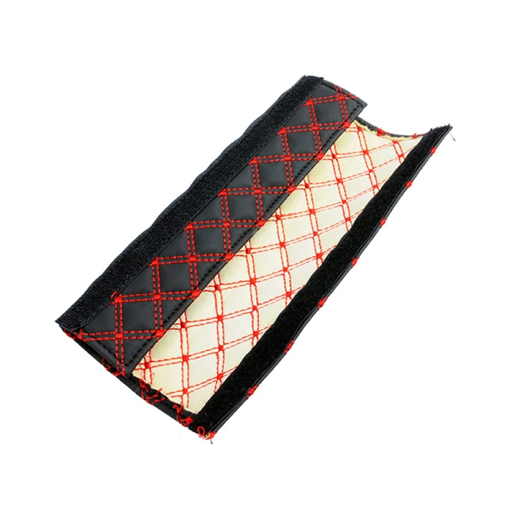 Biztonsági öv párna fekete-piros steppelt CD801R